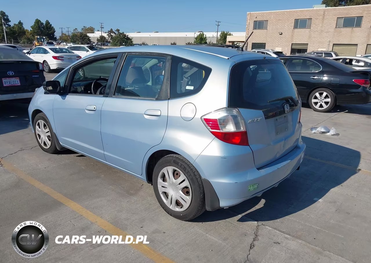 2009 Honda Fit VIN:JHMGE88249S056642 - 3