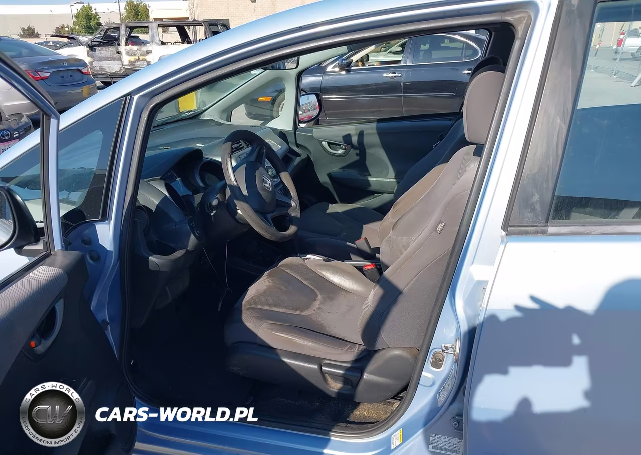 2009 Honda Fit VIN:JHMGE88249S056642 - 5