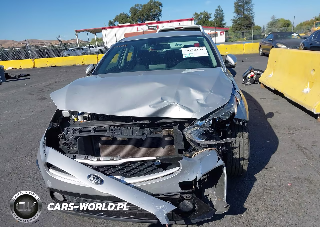 2021 Kia Forte Lxs VIN:3KPF24AD3ME286887 - 13