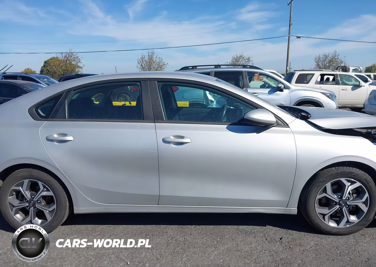 2021 Kia Forte Lxs VIN:3KPF24AD3ME286887 - 14
