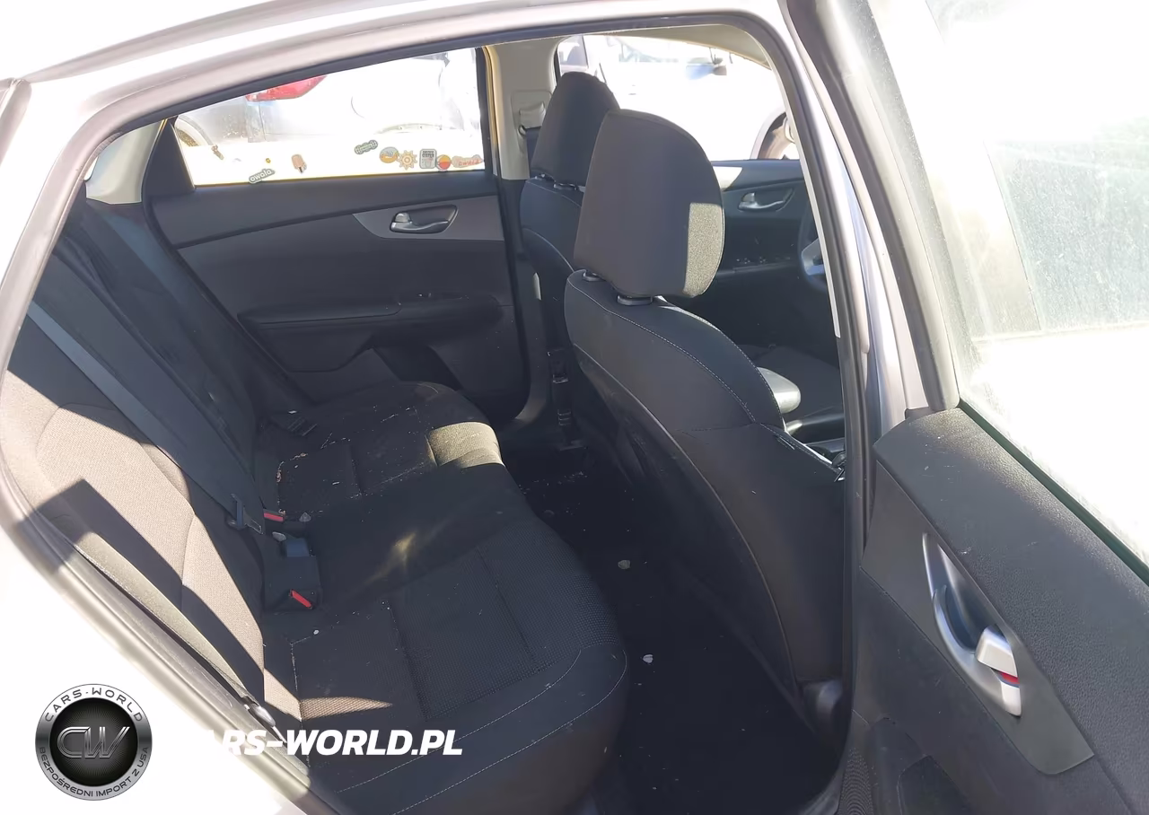 2021 Kia Forte Lxs VIN:3KPF24AD3ME286887 - 8