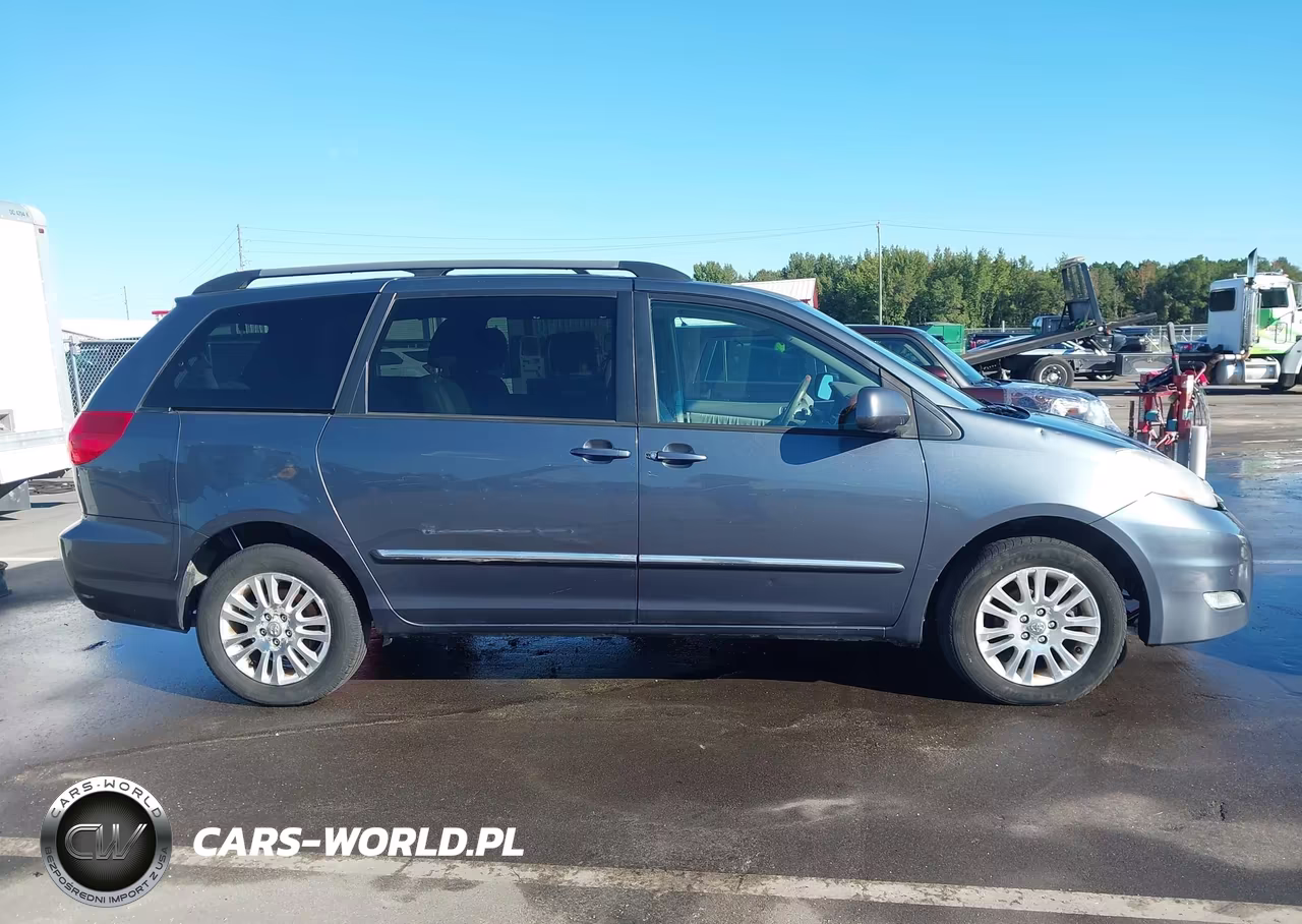 2010 Toyota Sienna Limited VIN:5TDDK4CC0AS033328 - 14