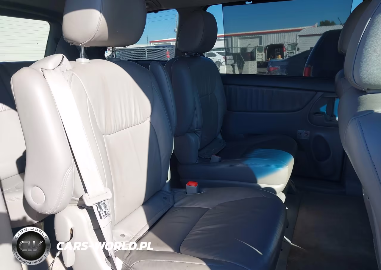 2010 Toyota Sienna Limited VIN:5TDDK4CC0AS033328 - 8