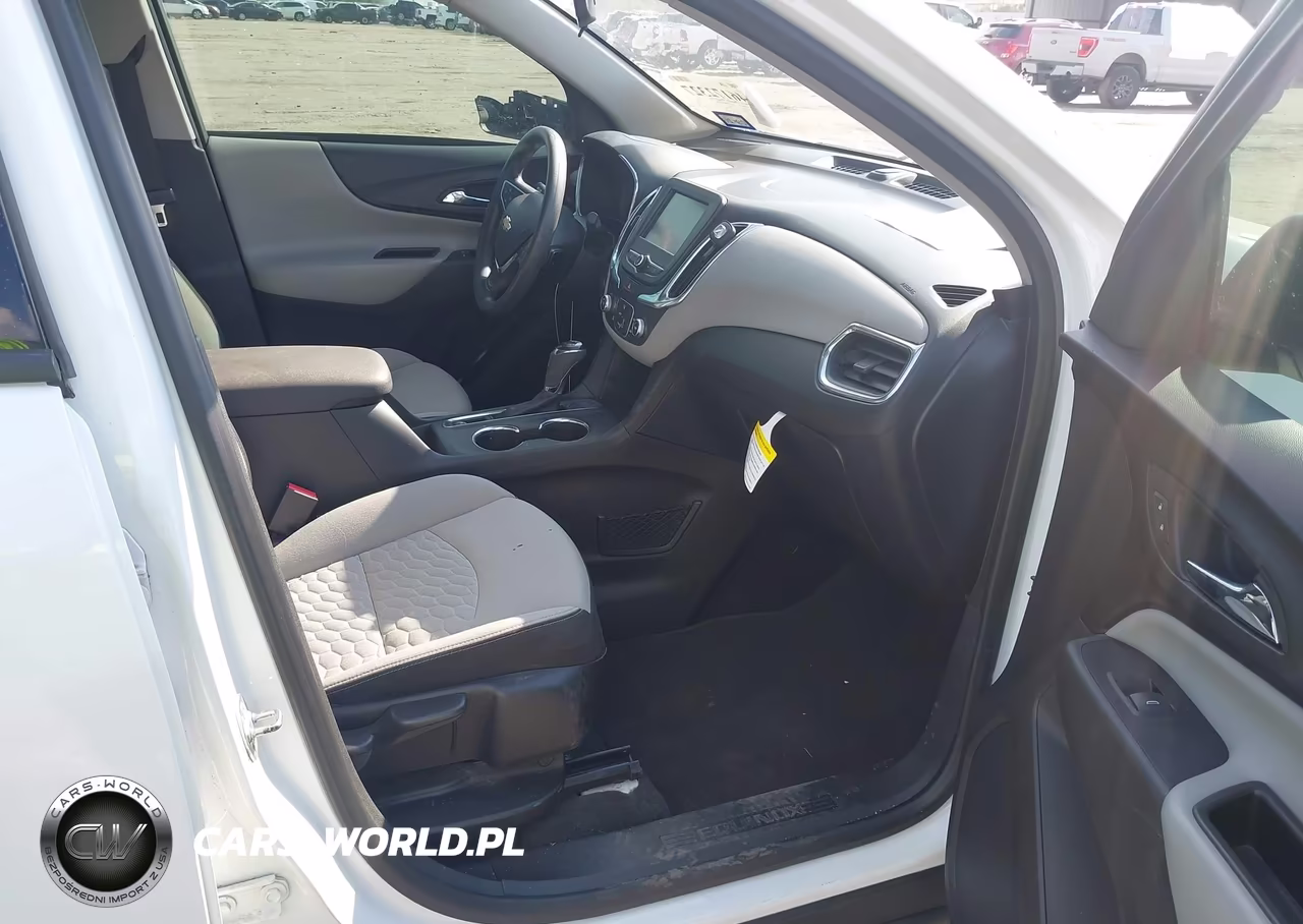 2018 Chevrolet Equinox Ls VIN:3GNAXHEV5JS639978 - 5
