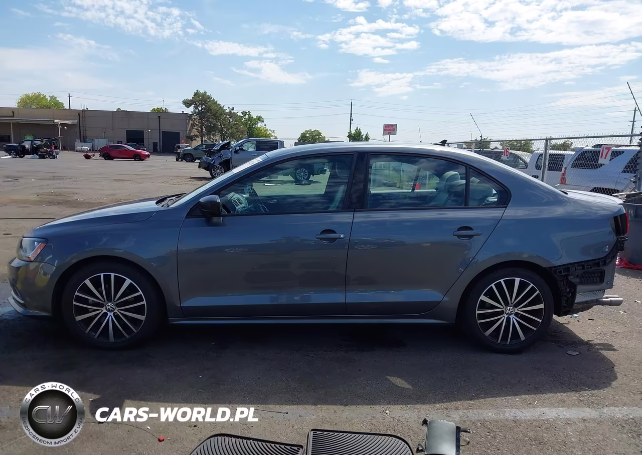 2017 Volkswagen Jetta 1.8T Sport VIN:3VWD17AJXHM301816 - 15