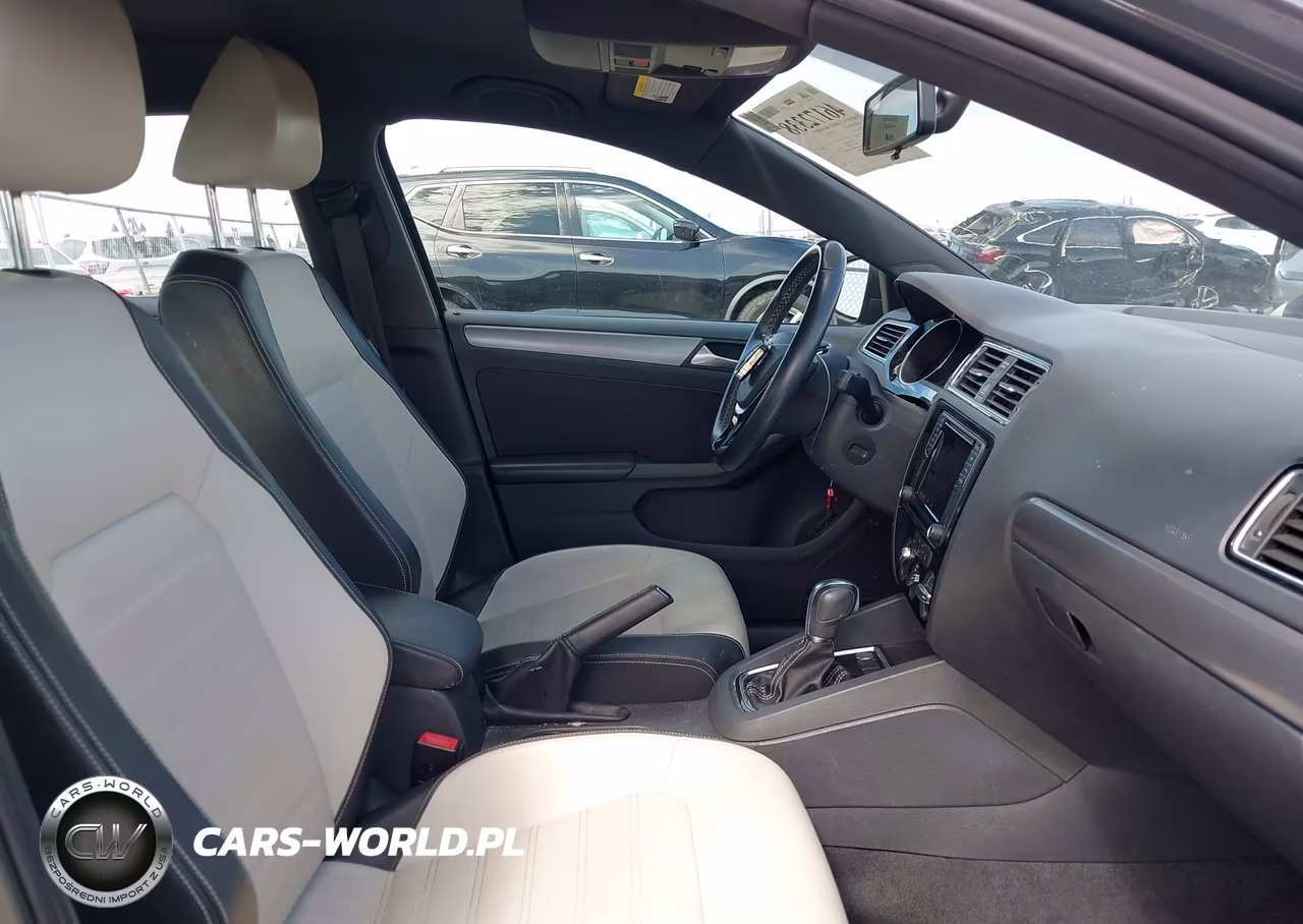 2017 Volkswagen Jetta 1.8T Sport VIN:3VWD17AJXHM301816 - 5