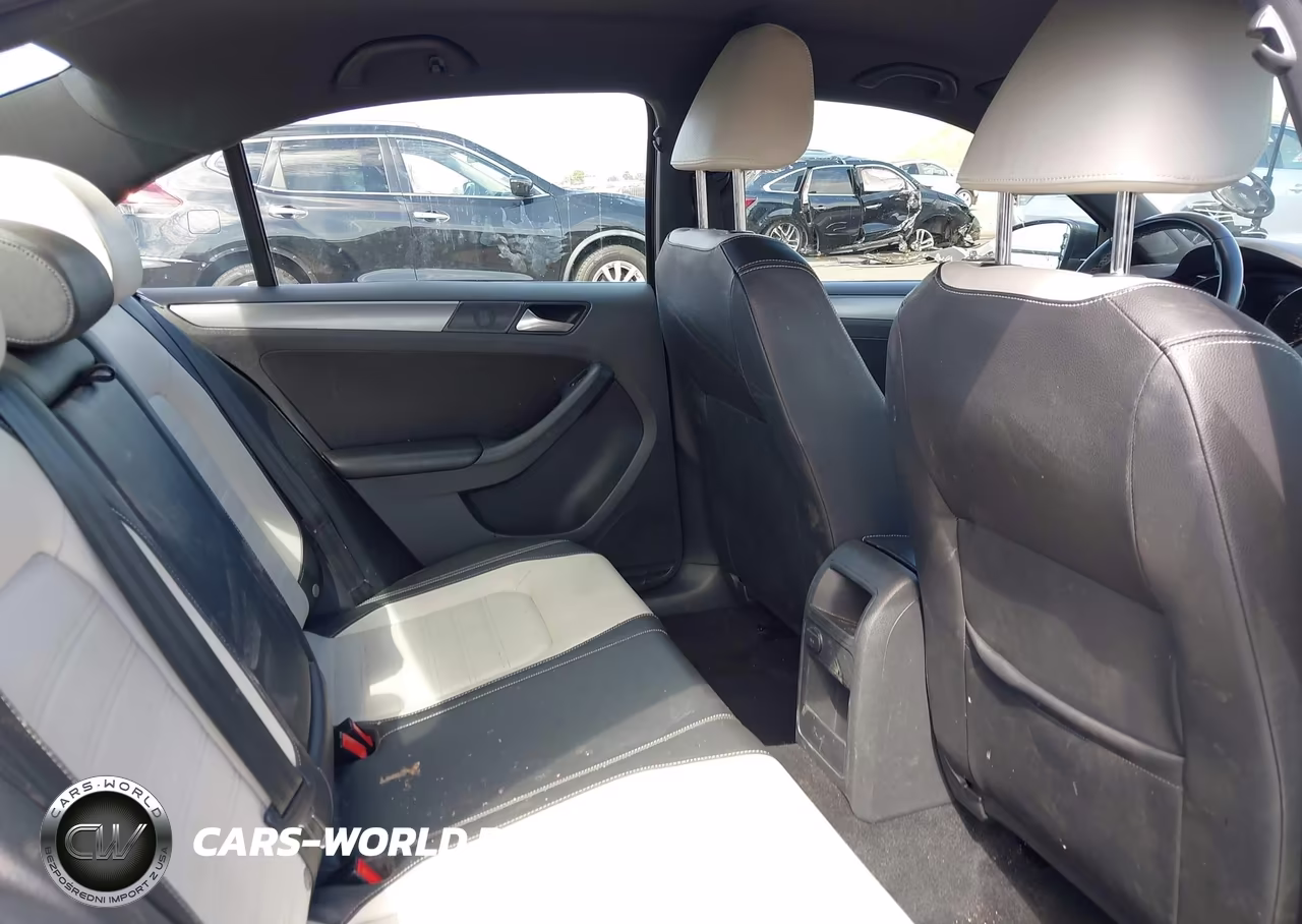 2017 Volkswagen Jetta 1.8T Sport VIN:3VWD17AJXHM301816 - 8