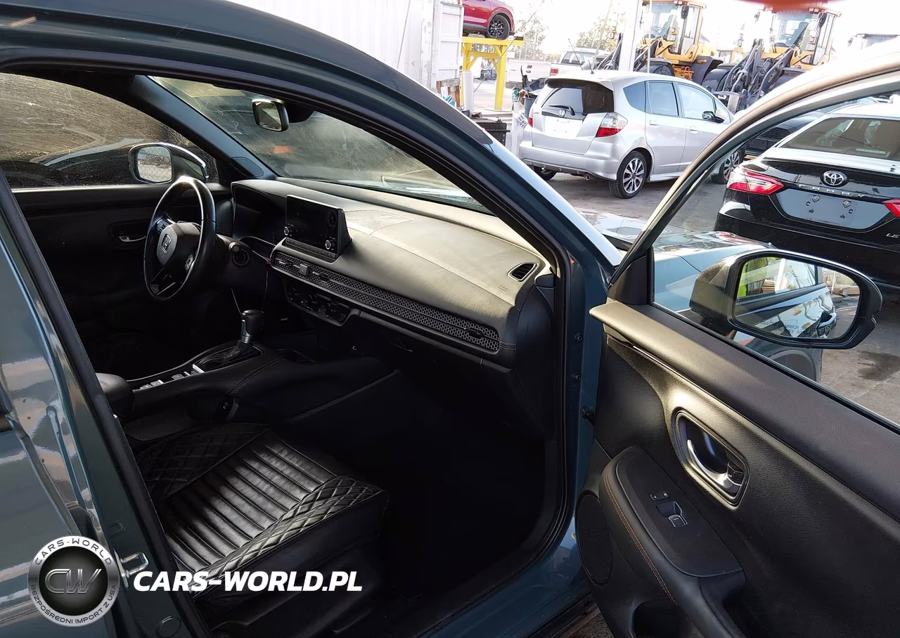 2025 Honda Hr-V 2Wd Sport VIN:3CZRZ1H58SM735645 - 5