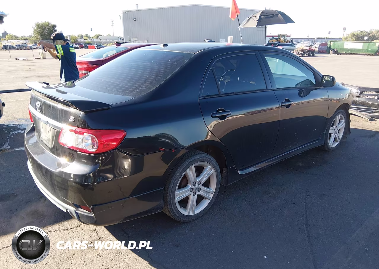2013 Toyota Corolla S VIN:5YFBU4EE7DP191761 - 4