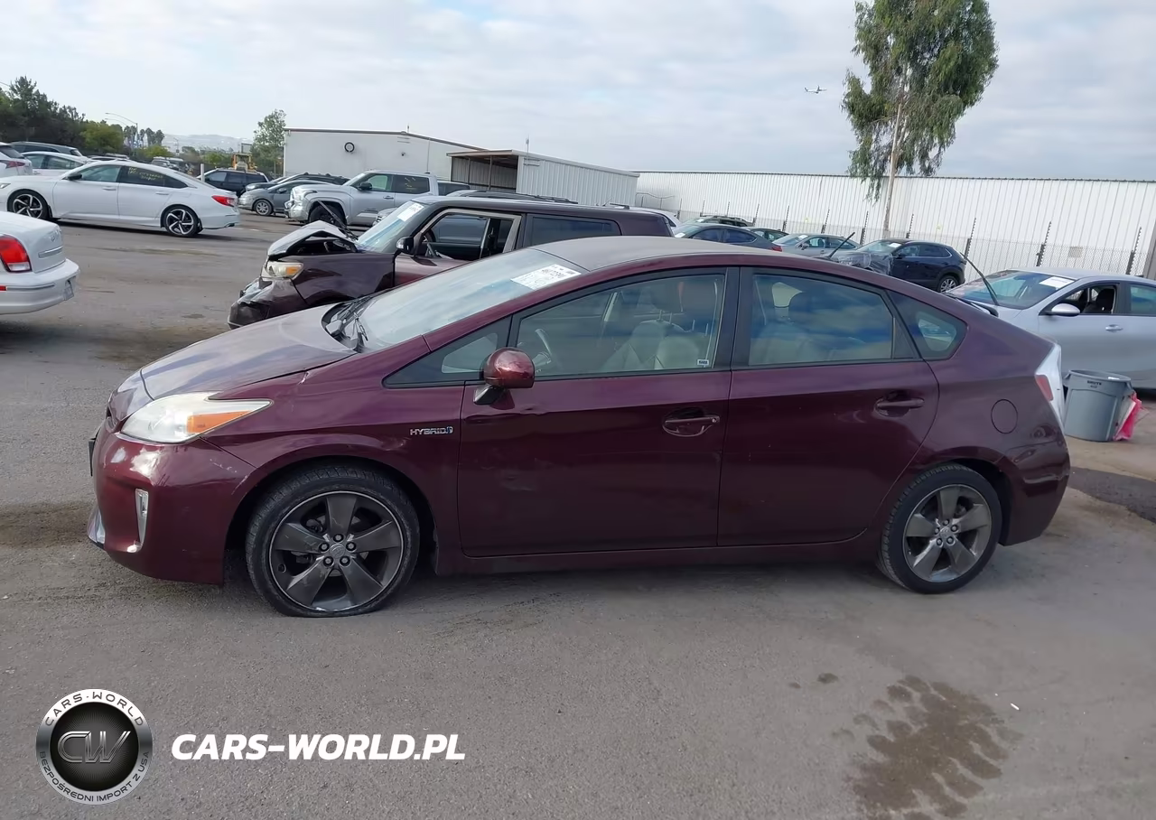 2013 Toyota Prius Three Se VIN:JTDKN3DU4D5614261 - 18