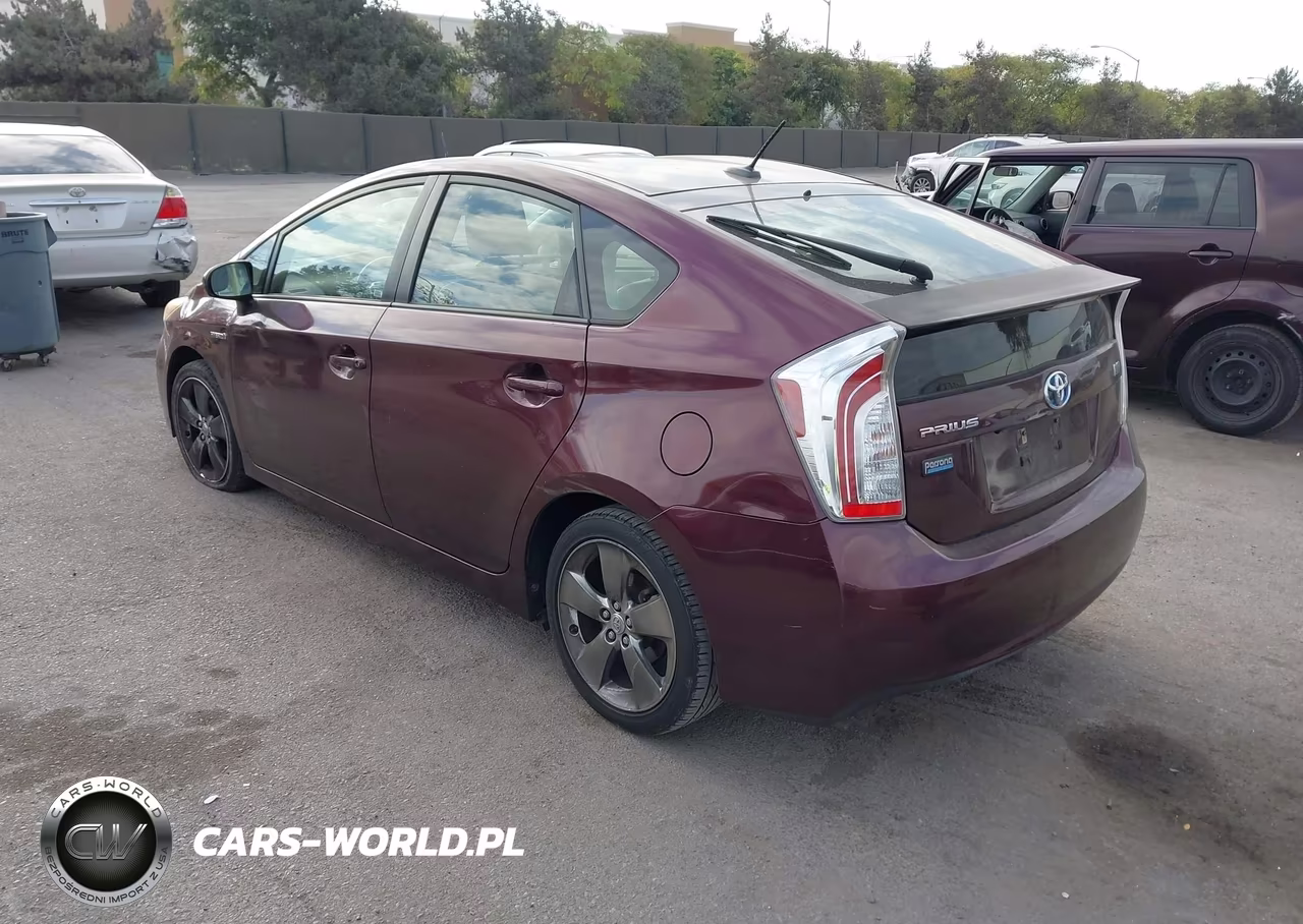 2013 Toyota Prius Three Se VIN:JTDKN3DU4D5614261 - 3