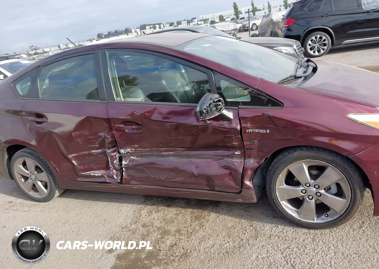 2013 Toyota Prius Three Se VIN:JTDKN3DU4D5614261 - 6