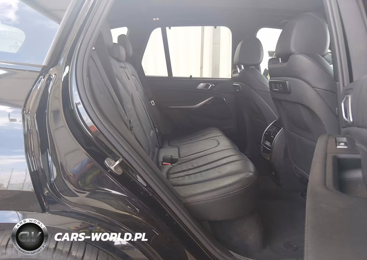 2019 BMW X5 xDrive40I VIN:5UXCR6C57KLL36127 - 8
