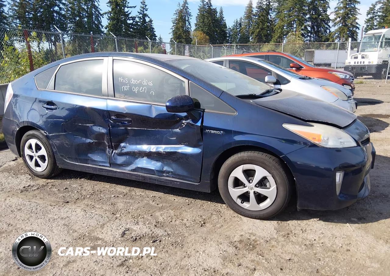 2015 Toyota Prius Four VIN:JTDKN3DU1F1914138 - 14