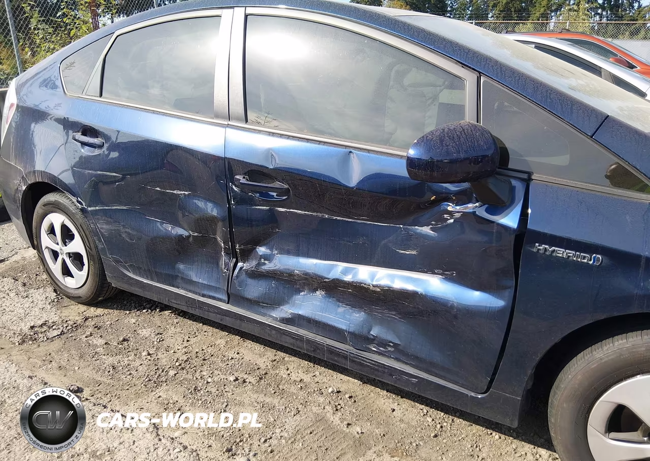 2015 Toyota Prius Four VIN:JTDKN3DU1F1914138 - 6