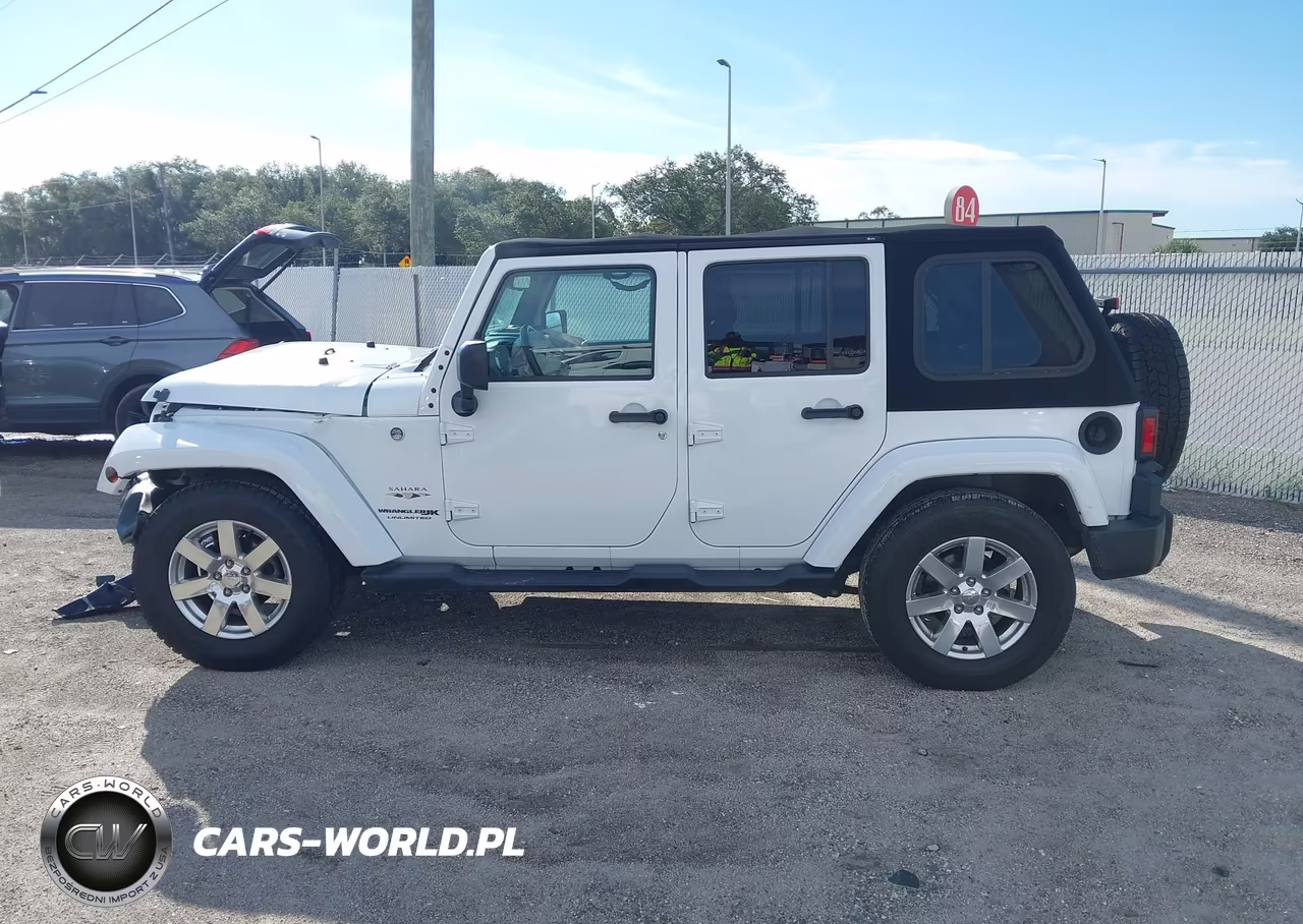 2018 Jeep Wrangler Jk Unlimited Sahara 4X4 VIN:1C4BJWEG1JL924414 - 14
