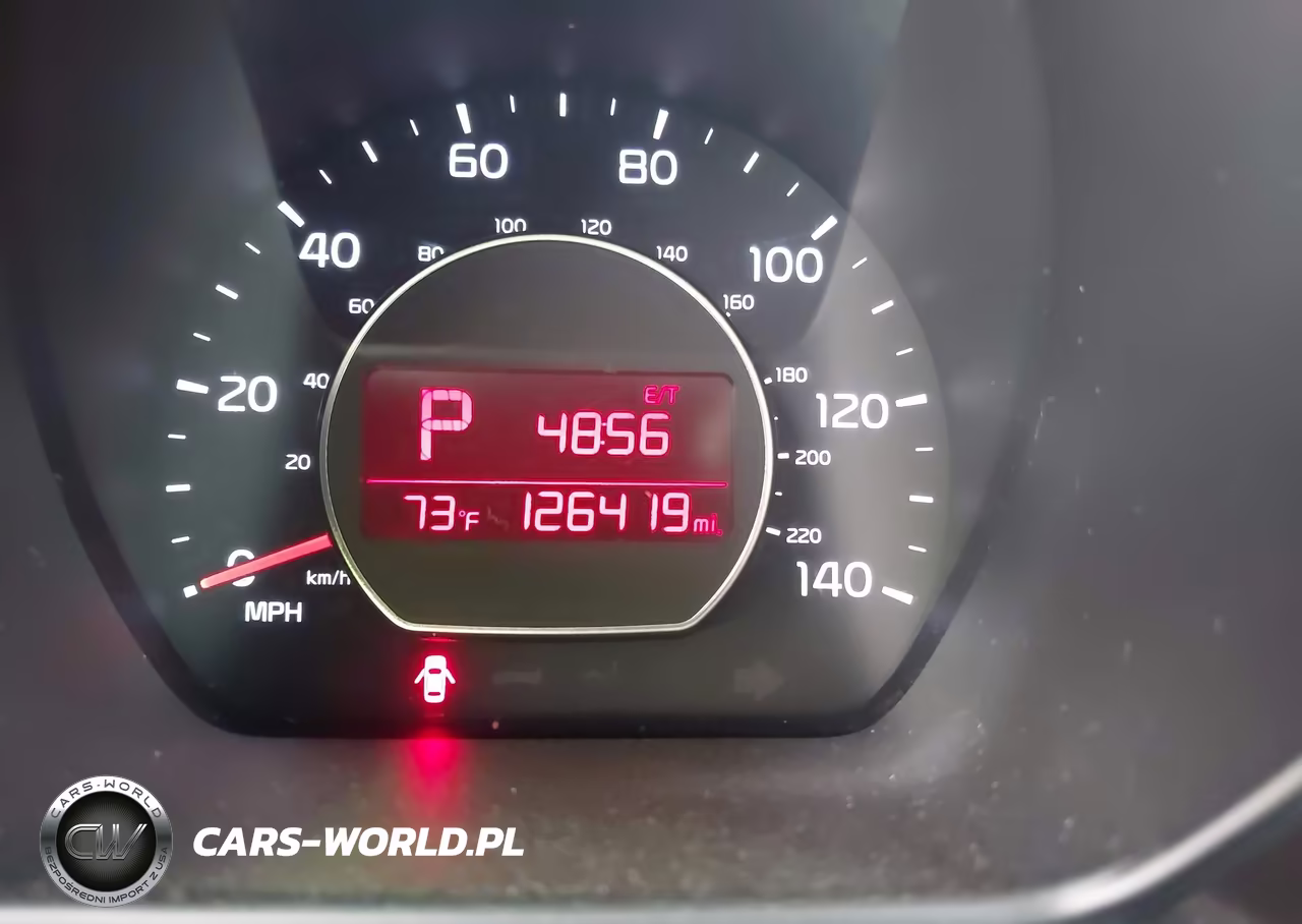 2018 Kia Soul + VIN:KNDJP3A5XJ7526995 - 16