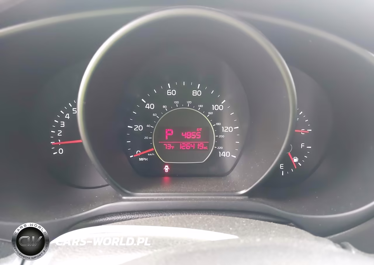 2018 Kia Soul + VIN:KNDJP3A5XJ7526995 - 7