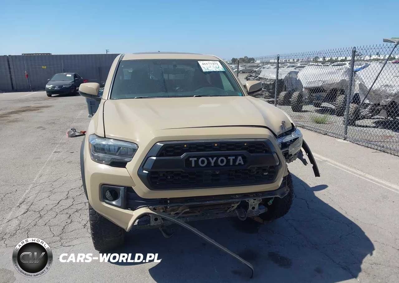 2016 Toyota Tacoma Trd Off Road VIN:3TMCZ5AN1GM010702 - 13
