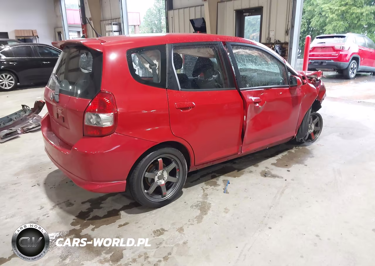 2007 Honda Fit Sport VIN:JHMGD38687S010768 - 4