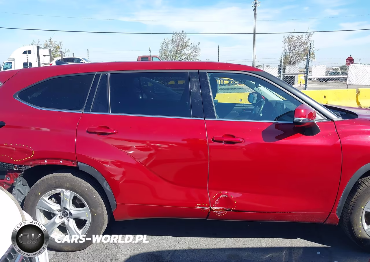 2022 Toyota Highlander Le VIN:5TDZZRAH9NS559752 - 14