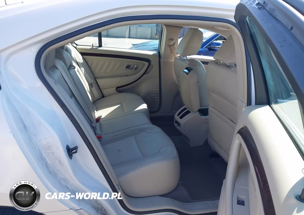 2010 Ford Taurus Limited VIN:1FAHP2FW8AG118026 - 8