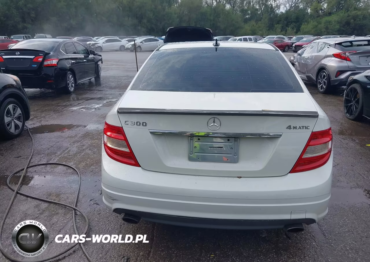 2011 Mercedes-Benz C 300 Luxury 4Matic-Sport 4Matic VIN:WDDGF8BB1BR155171 - 16
