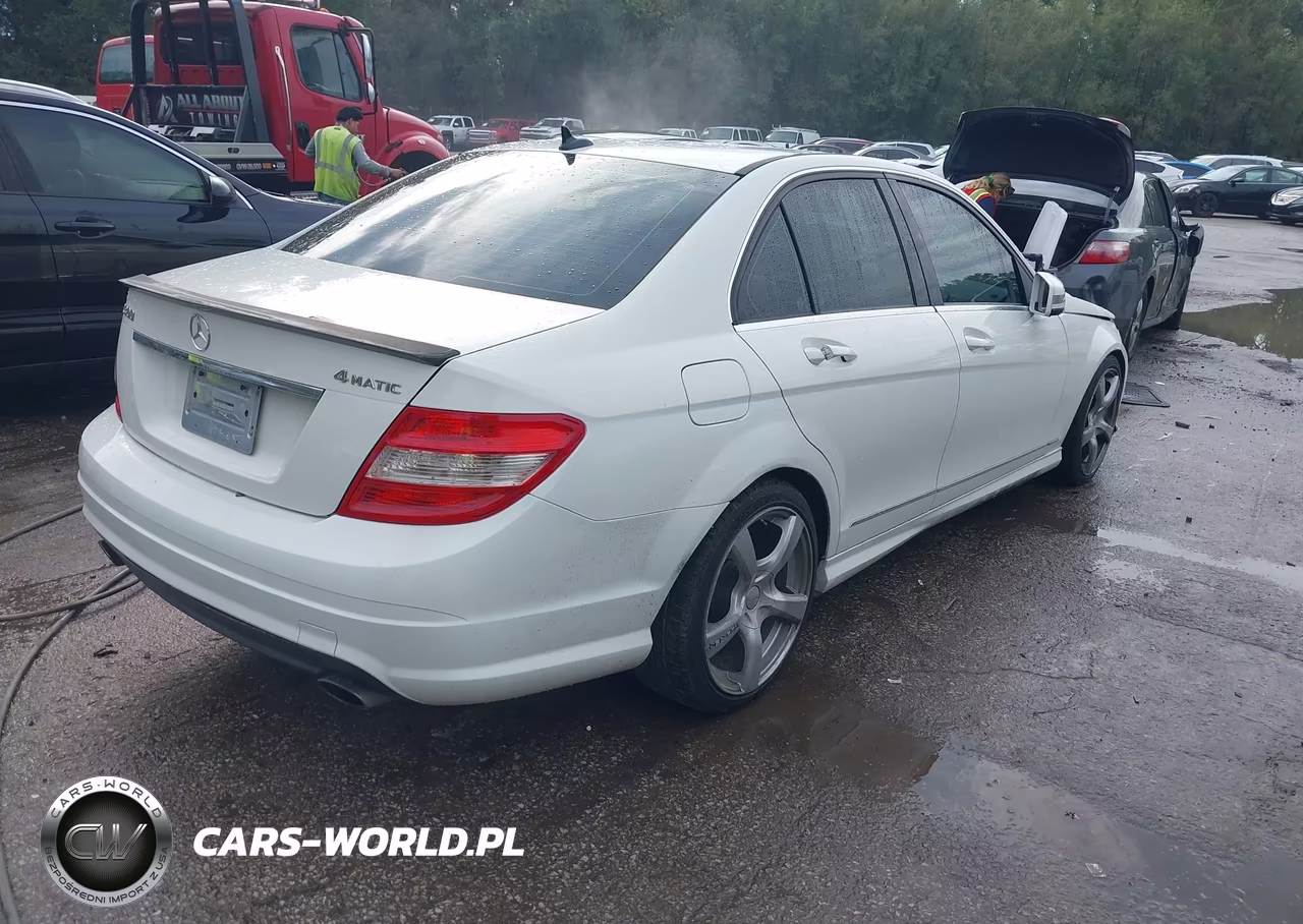 2011 Mercedes-Benz C 300 Luxury 4Matic-Sport 4Matic VIN:WDDGF8BB1BR155171 - 4
