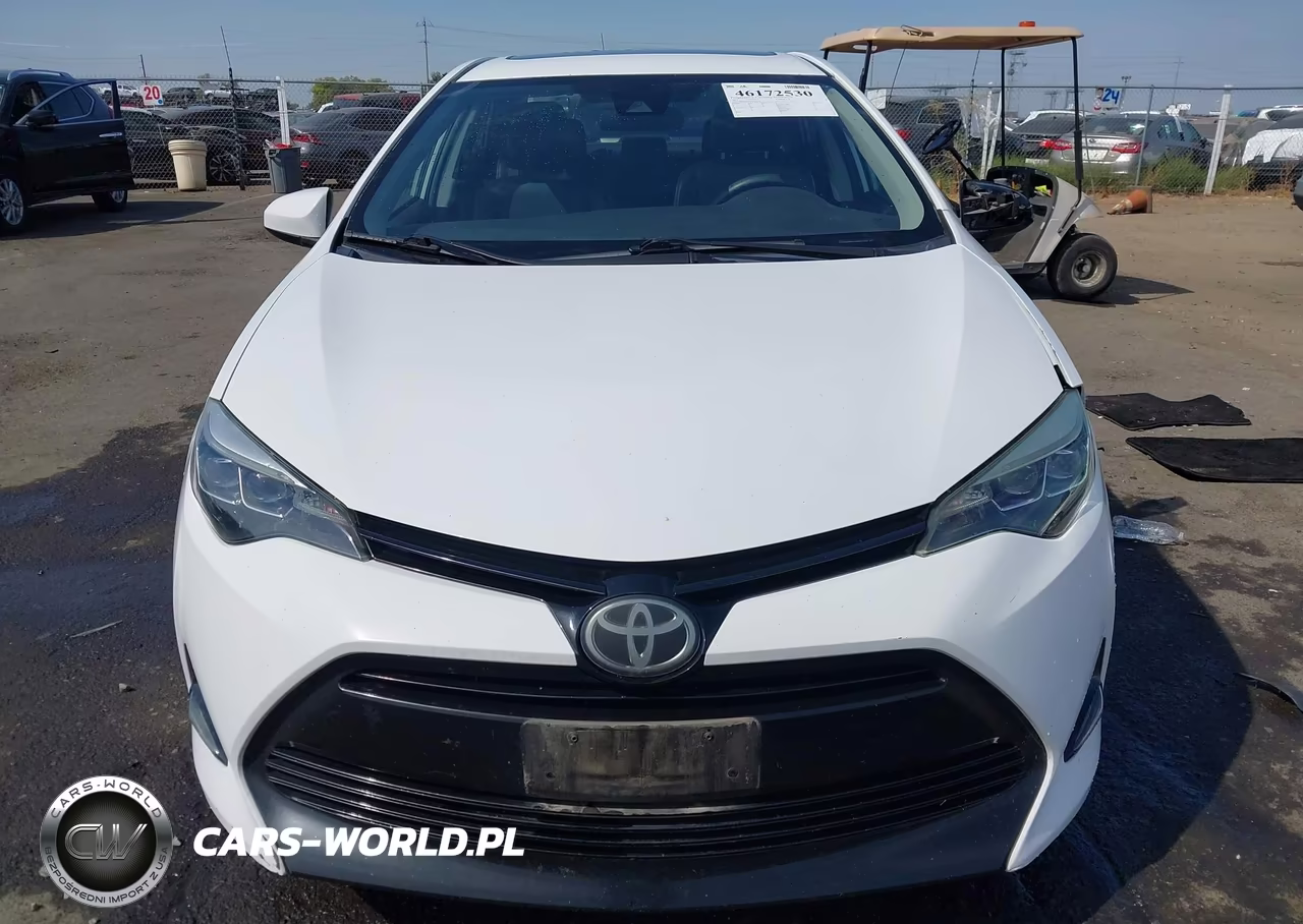 2017 Toyota Corolla Xle VIN:2T1BURHE6HC960782 - 12