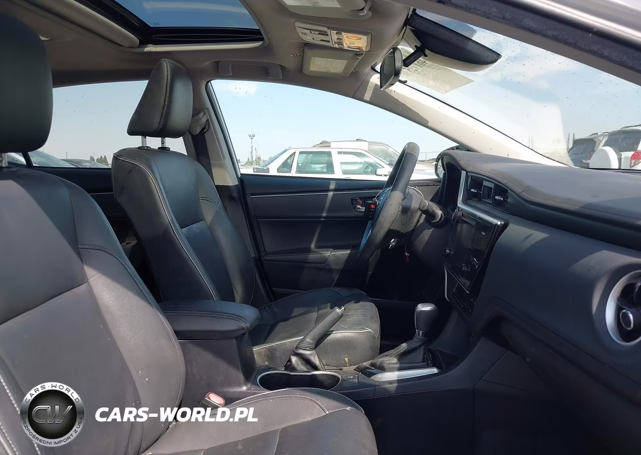 2017 Toyota Corolla Xle VIN:2T1BURHE6HC960782 - 5