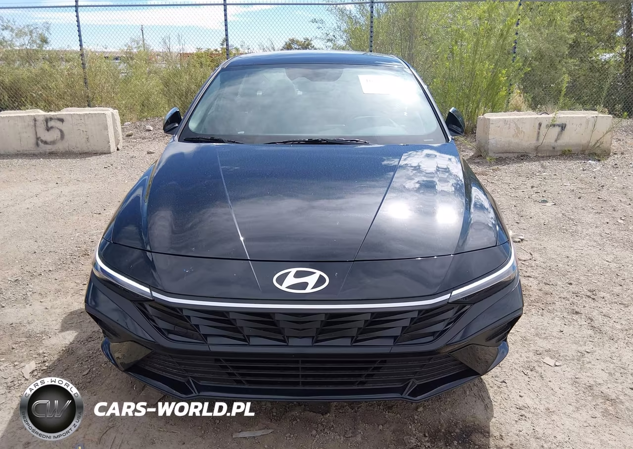 2026 Hyundai Elantra Sel Sport VIN:KMHLM4DG8TU240857 - 12