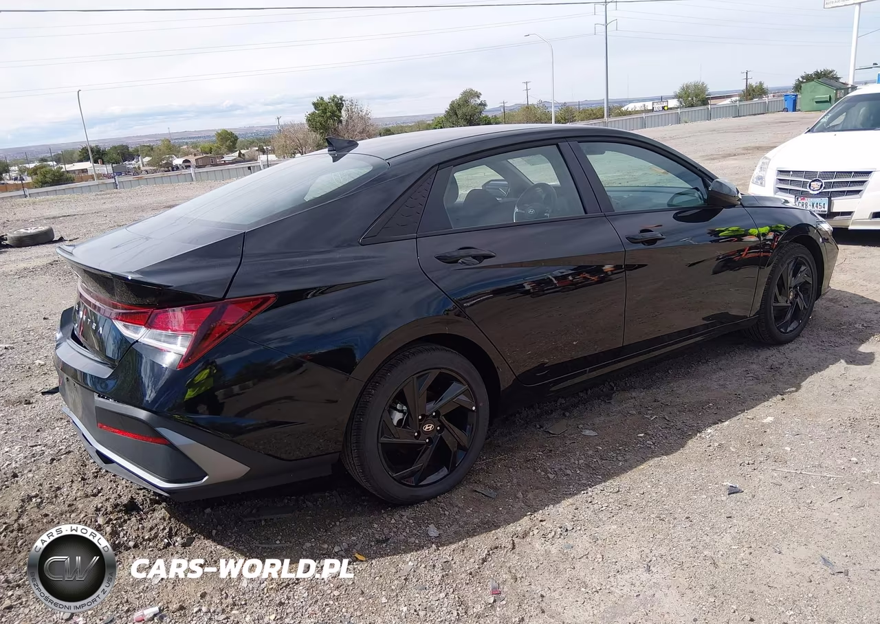 2026 Hyundai Elantra Sel Sport VIN:KMHLM4DG8TU240857 - 4