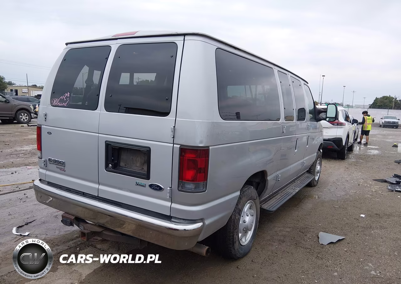 2009 Ford E-350 Super Duty Xl-Xlt VIN:1FBNE31L59DA40246 - 4