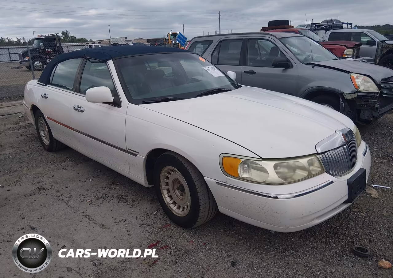 1998 Lincoln Town Car Executive VIN:1LNFM81W8WY657036 - 1