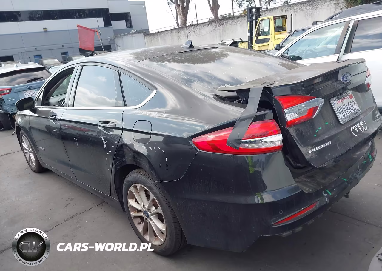 2019 Ford Fusion Hybrid Se VIN:3FA6P0LU1KR104073 - 3