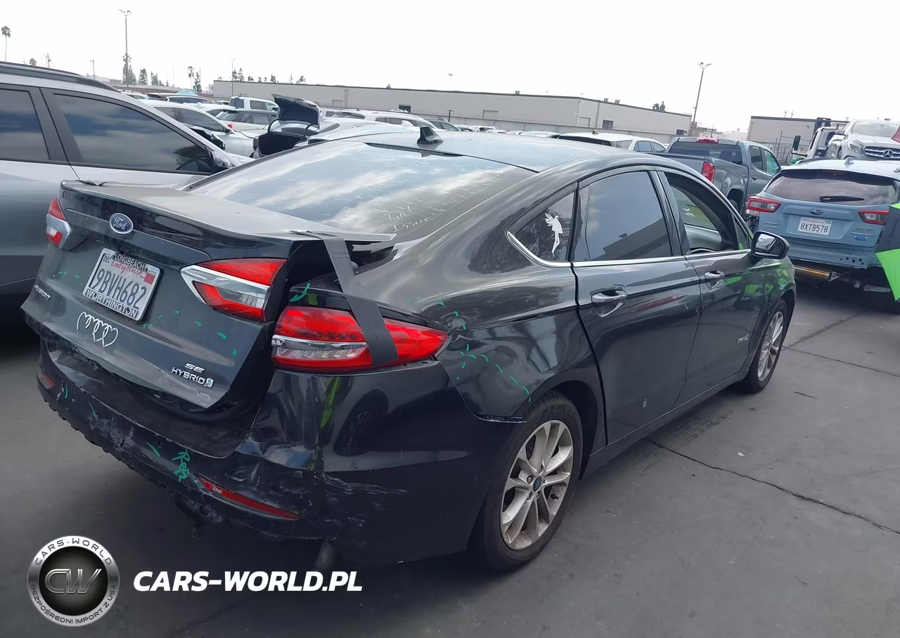 2019 Ford Fusion Hybrid Se VIN:3FA6P0LU1KR104073 - 4