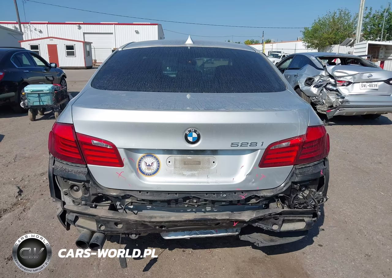 2012 BMW 528I VIN:WBAXG5C59CDY30145 - 16