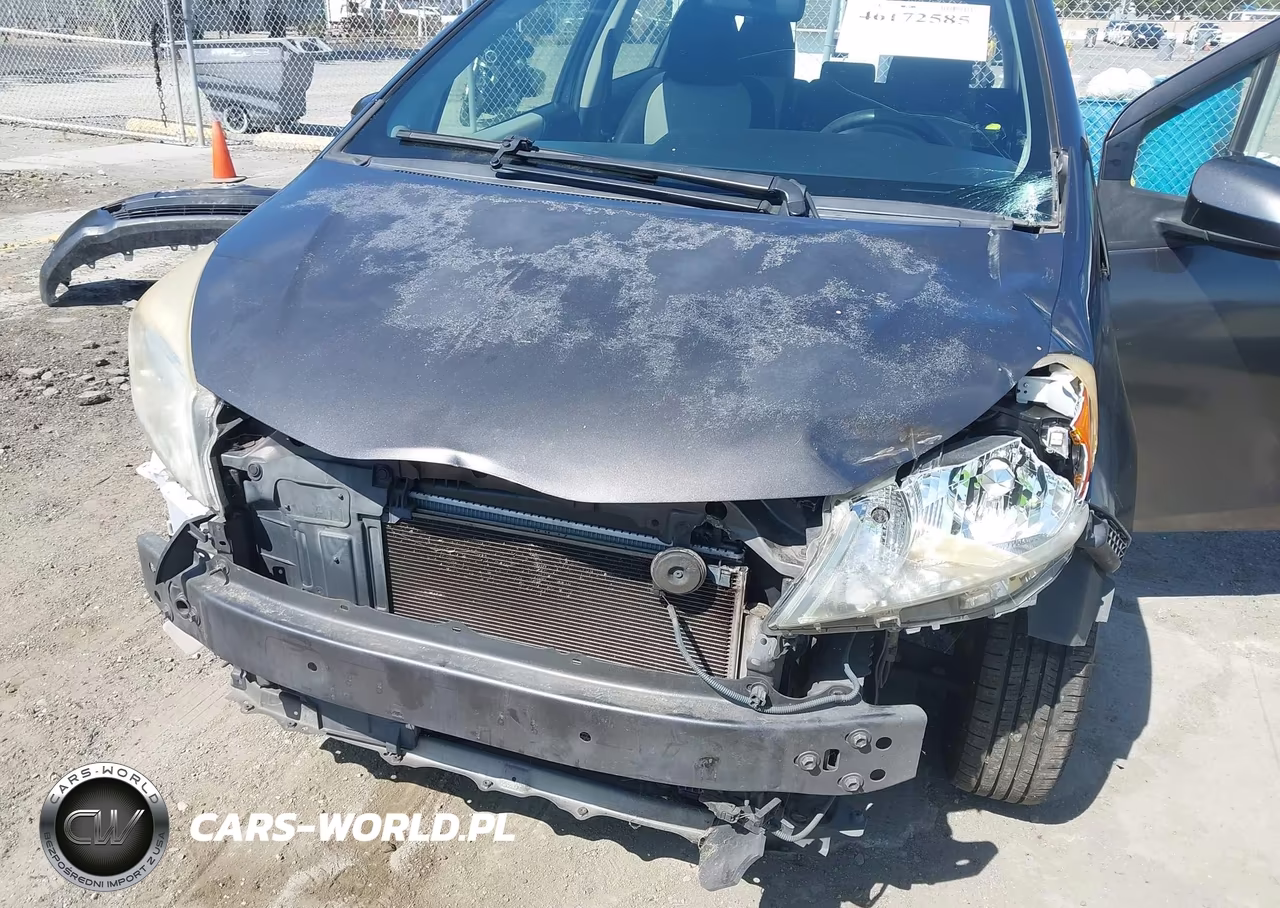 2012 Toyota Yaris Le VIN:JTDKTUD35CD523619 - 6