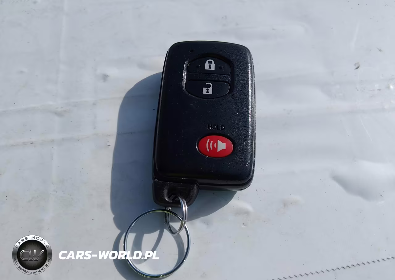 2012 Toyota Prius Four VIN:JTDKN3DUXC5381713 - 11
