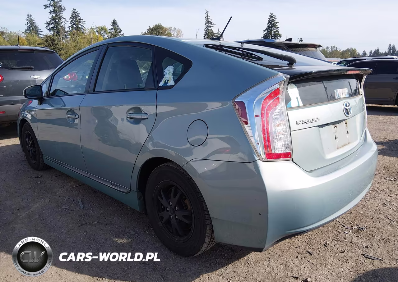 2012 Toyota Prius Four VIN:JTDKN3DUXC5381713 - 3