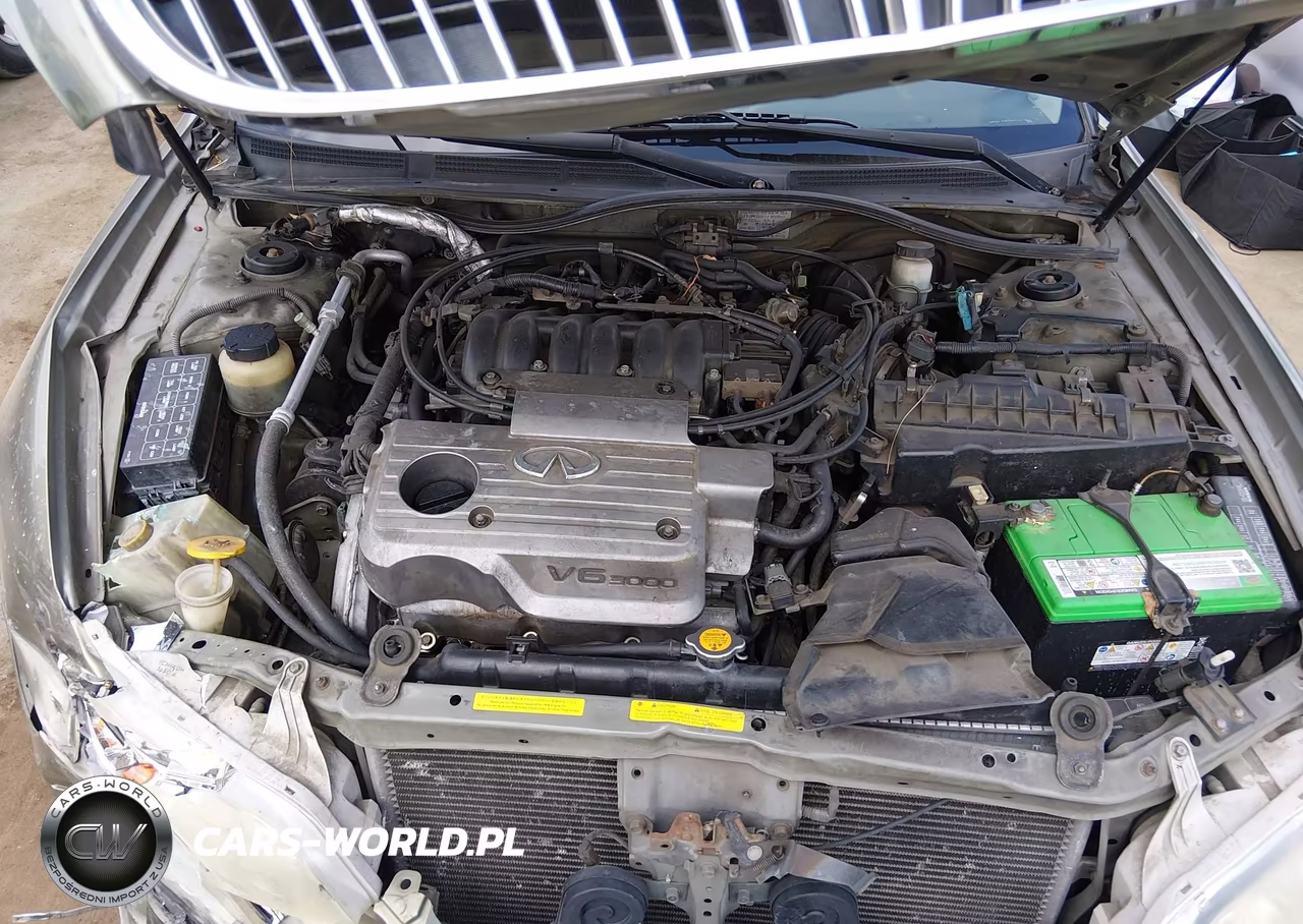 2000 Infiniti I30 Luxury-Touring VIN:JNKCA31A8YT215461 - 10