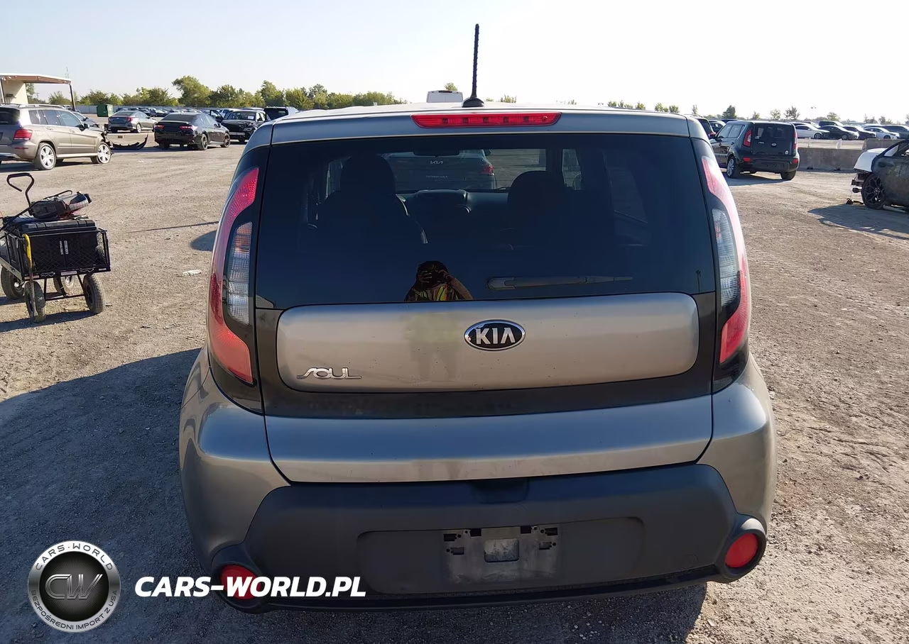 2015 Kia Soul VIN:KNDJN2A2XF7121975 - 16