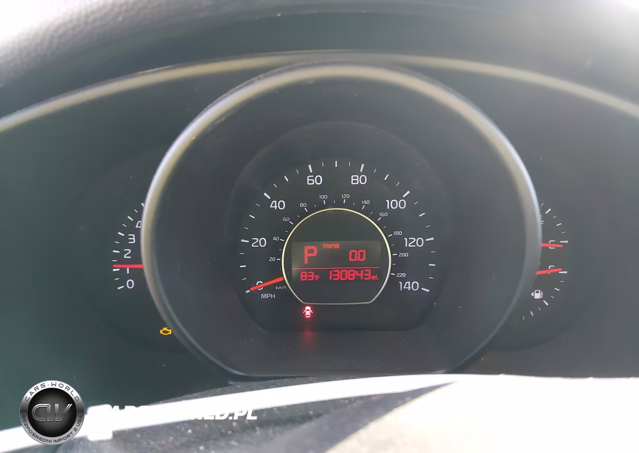 2015 Kia Soul VIN:KNDJN2A2XF7121975 - 7