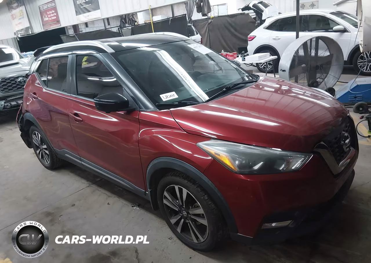 2019 Nissan Kicks Sr