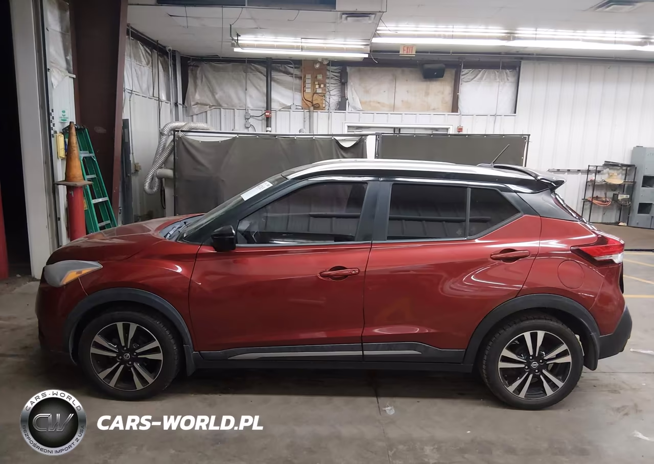 2019 Nissan Kicks Sr VIN:3N1CP5CU8KL519729 - 14