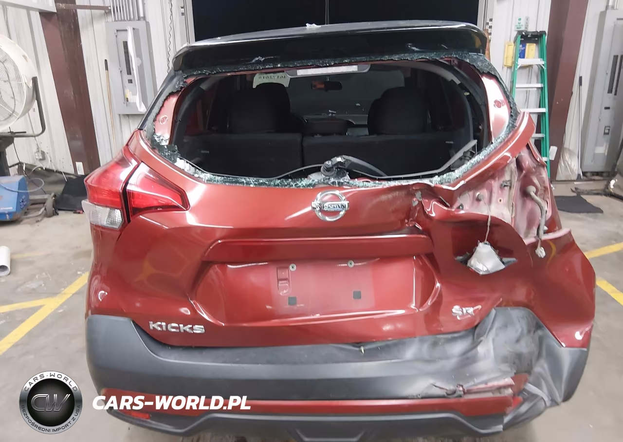 2019 Nissan Kicks Sr VIN:3N1CP5CU8KL519729 - 16