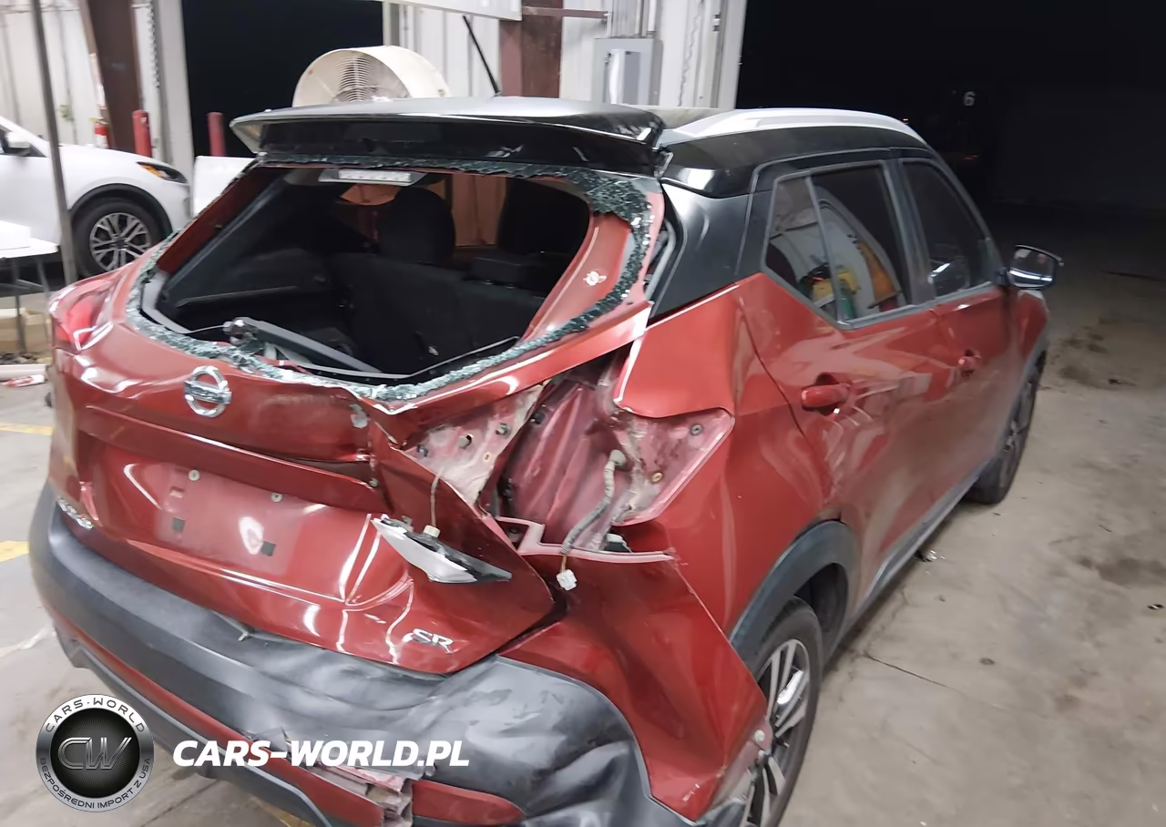 2019 Nissan Kicks Sr VIN:3N1CP5CU8KL519729 - 6