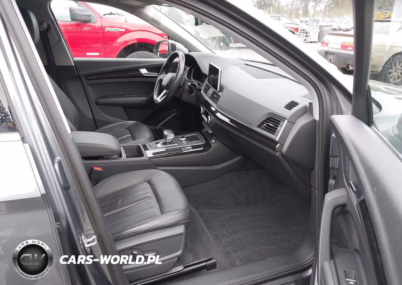 2018 Audi Q5 2.0T Premium-2.0T Tech Premium VIN:WA1CNAFY1J2145209 - 17