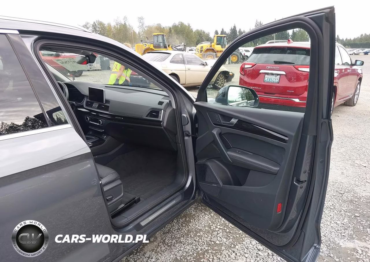 2018 Audi Q5 2.0T Premium-2.0T Tech Premium VIN:WA1CNAFY1J2145209 - 5