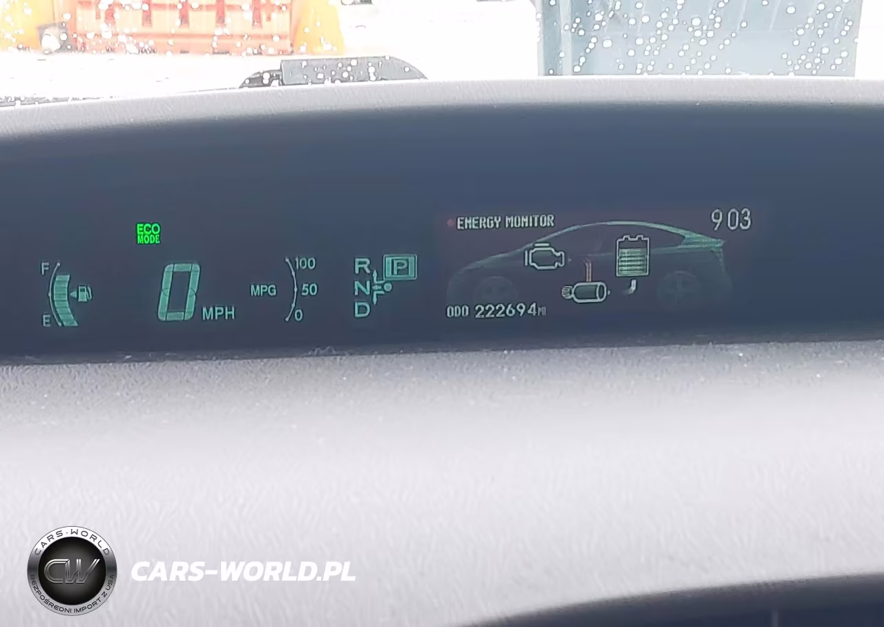 2015 Toyota Prius Two VIN:JTDKN3DU4F1897271 - 16